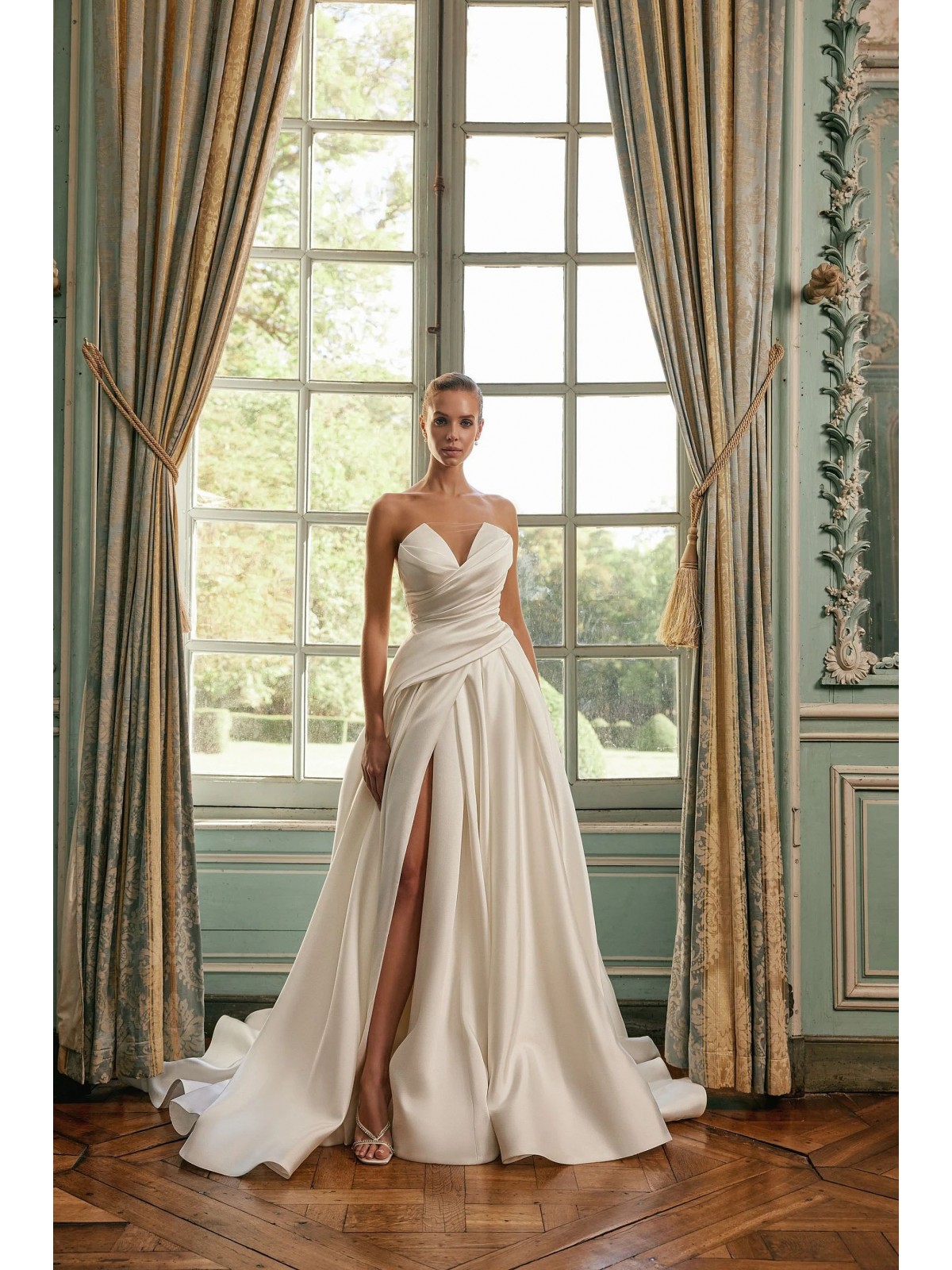 Luxury Wedding Dress - Eleona - LDK-08275.00.00